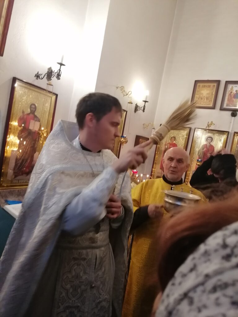 В колокольне бывшего Казанского Головинского монастыря молитвенно встретили праздник Богоявления Господня 8 В колокольне бывшего Казанского Головинского монастыря молитвенно встретили праздник Богоявления Господня 7