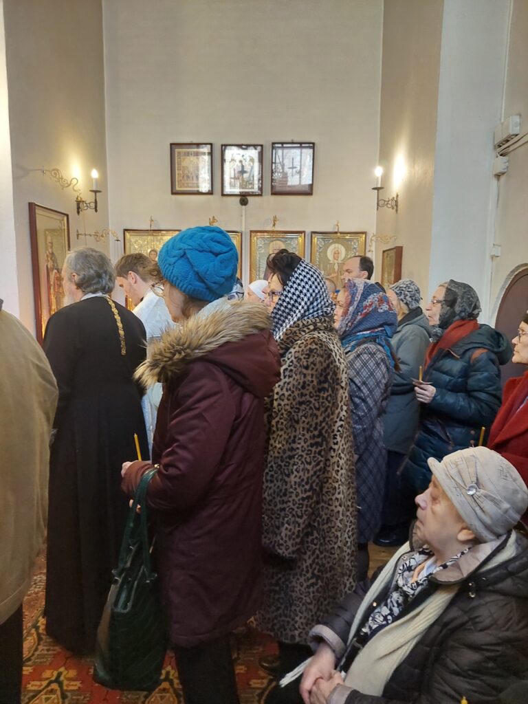 Таинство Елеосвящения в Колокольне бывшего Казанского Головинского монастыря 8 Таинство Елеосвящения в Колокольне бывшего Казанского Головинского монастыря 7