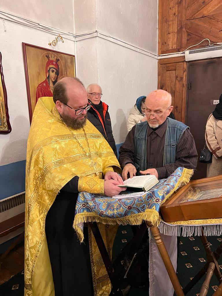 Новогодний молебен в колокольне бывшего Казанского Головинского монастыря 4 Новогодний молебен в колокольне бывшего Казанского Головинского монастыря 3