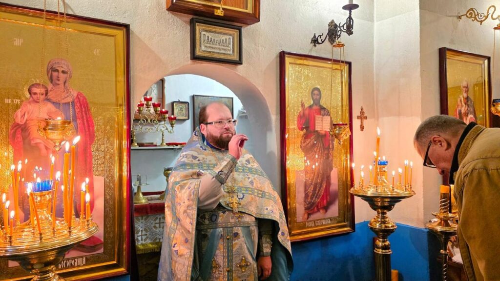 Праздник Казанской иконы Божией Матери молитвенно встретили в Аксиньино и Головино 5